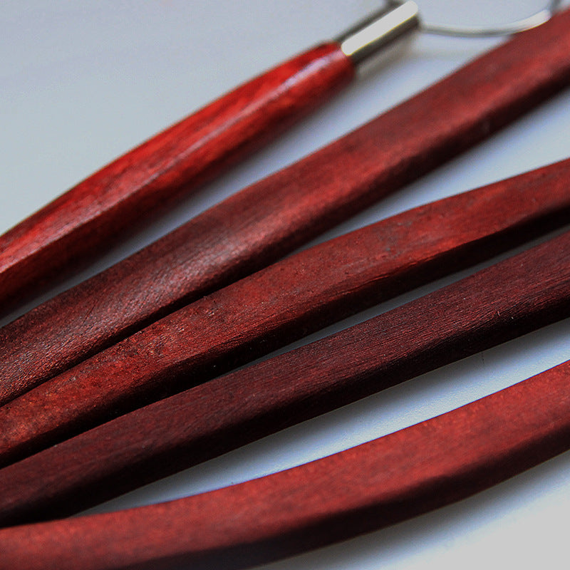 5 outils en bois pour argile