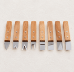 set de 8 outils pour tournassage argile et céramique posés de face