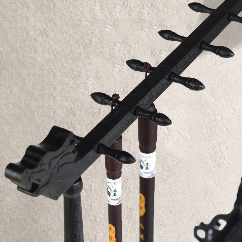 Porte-pinceaux_de_Calligraphie, présenté dans un beau décor minimaliste