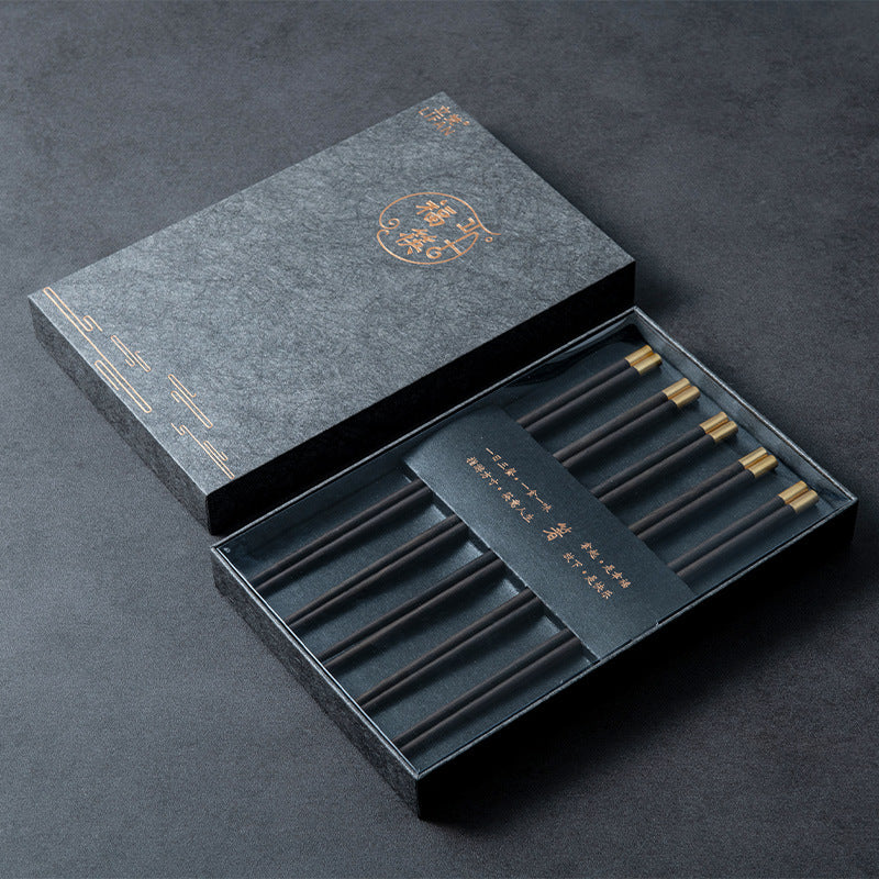 Set of 5 pairs of wooden chopsticks, minimalist design, handcrafted finish