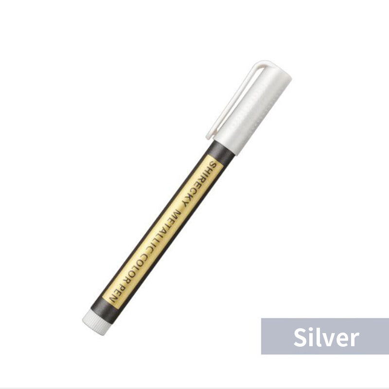 un marqueur de couleur argent